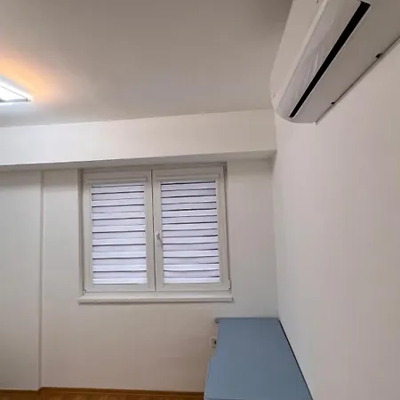 Urbanluxe Rent * سكوبجي