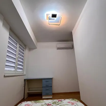 Urbanluxe Rent * سكوبجي
