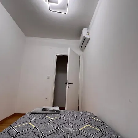 Urbanluxe Rent سكوبجي